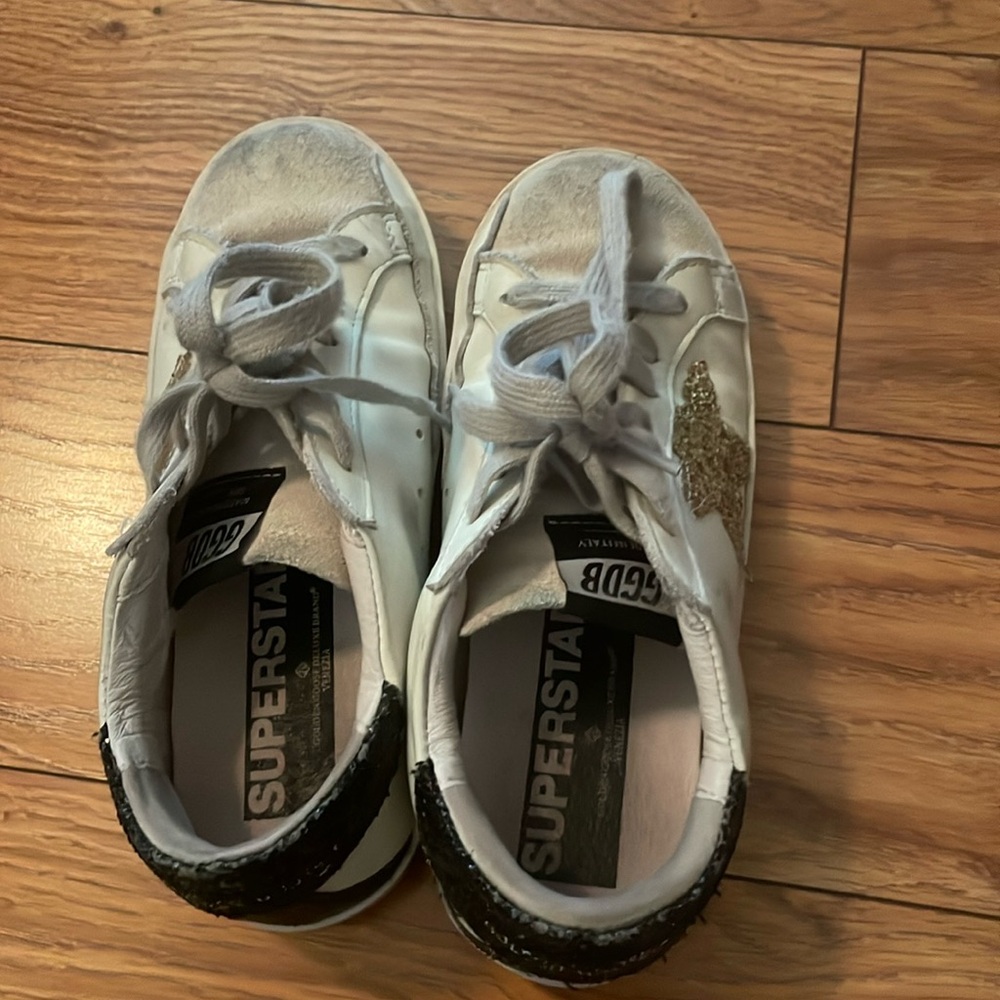 Golden goose size 34